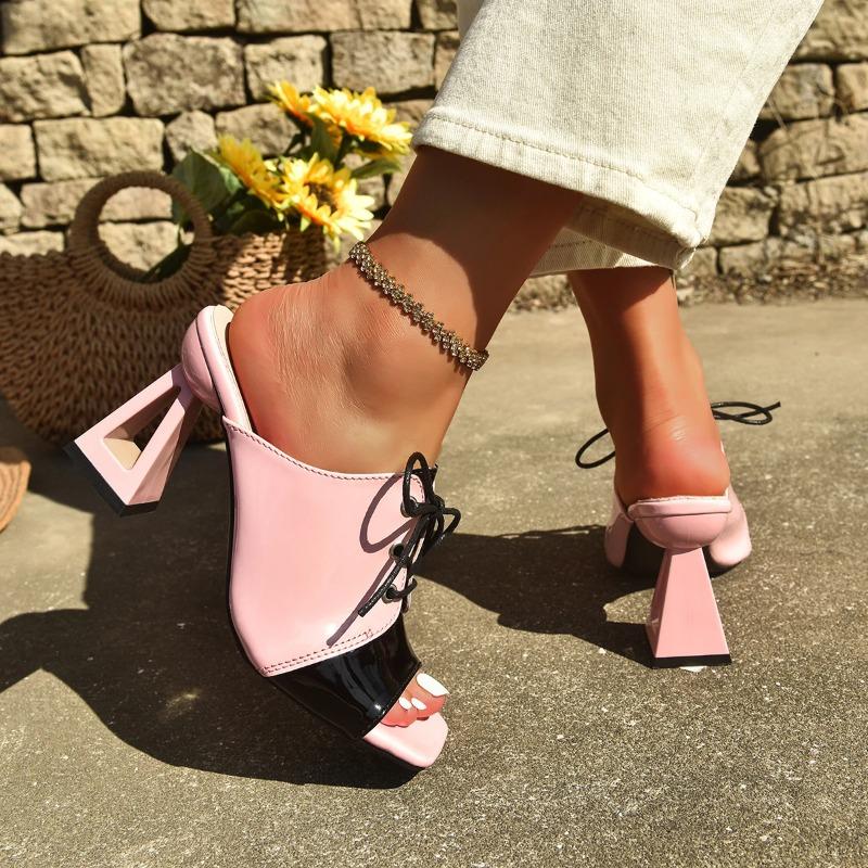 Sandale cu degete descoperite Femei 2025 Pantofi eleganți cu toc înalt pentru femei Modă de vară Confort Tocuri medii groase Papuci Decorație metalică