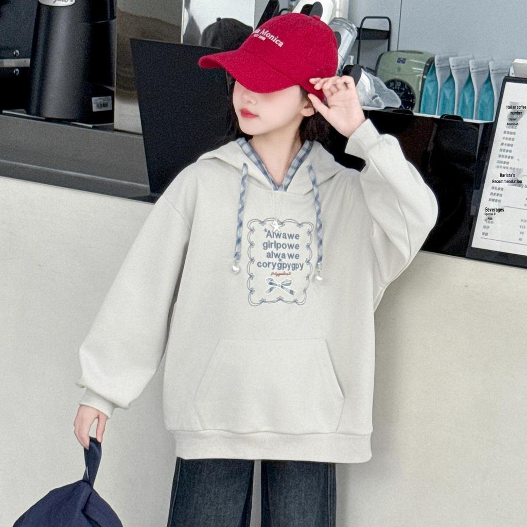 Autumn 2025 Girls' Sporty Two-Piece Set: Stylish Hoodie and Jeans