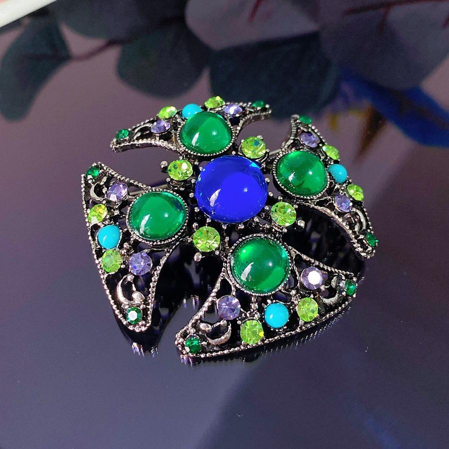 Novelty Vintage Brooch Vintage Atmospheric Trend Glaze Rhinestone Material Set Apparel Accessories Pin