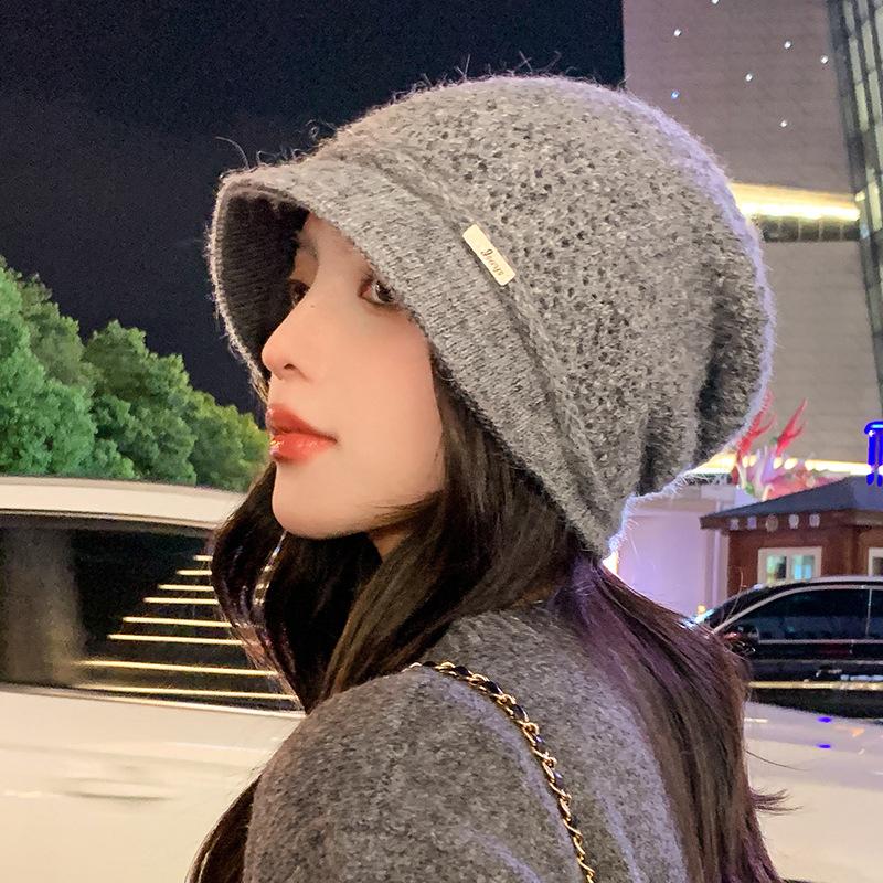Dicke Strickmütze für den Winter für Damen – warme Pullovermütze mit Fleecefutter, wind- und kältebeständig, Weihnachtsmütze mit Ohrenschutz