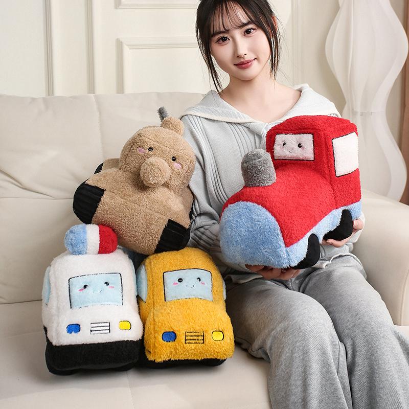 Cane Cartoon Camion dei Pompieri Ambulanza Taxi Treno Cuscino Peluche Giocattoli Morbidi di Peluche Divertenti Macchine della Polizia Carri Armati Aerei Peluche Bambola