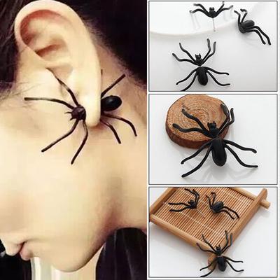 Halloween Decoration 3D Creepy Black Spider Ear Stud Earrings for Haloween Party Decoration
