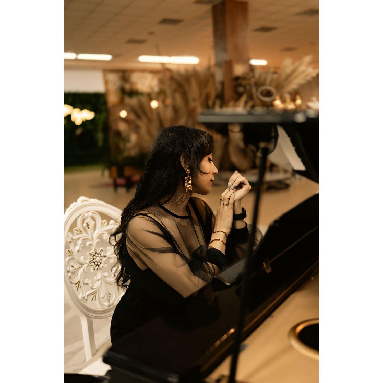 

Черная прозрачная блузка из тюля Standart чёрный