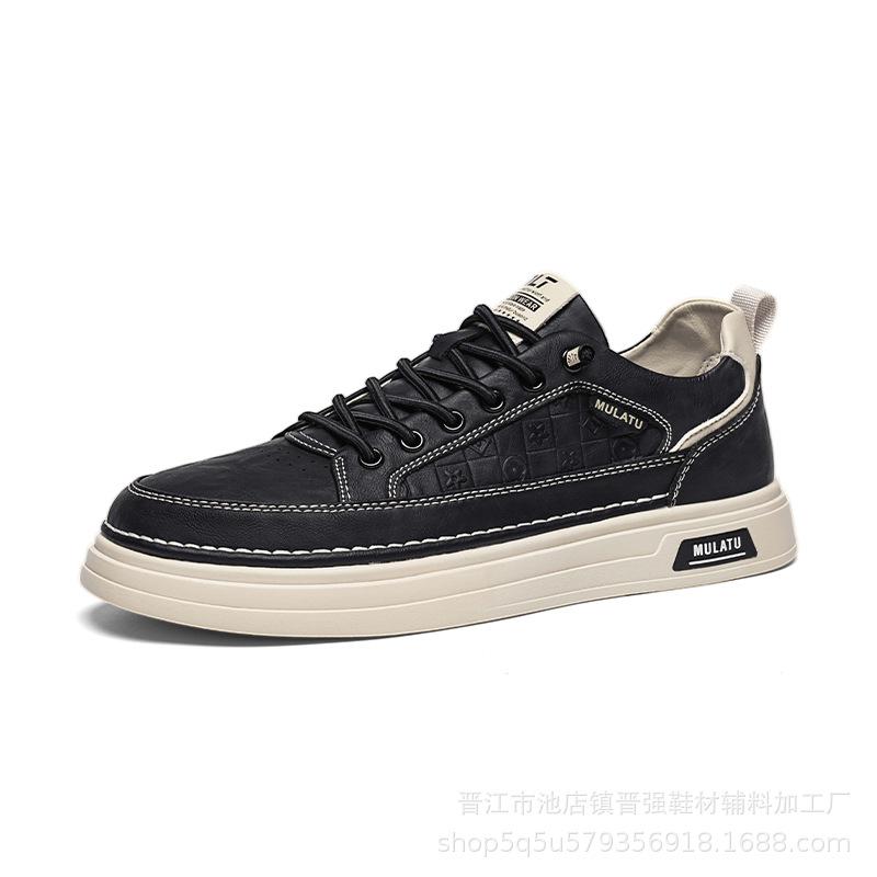 Trendige Outdoor-Markenmode, vielseitige Sport- und Freizeith Herrenschuhe sind bequem, haben eine dicke Sohle zur Höhenvergrößerung und sind flache Board-Schuhe.