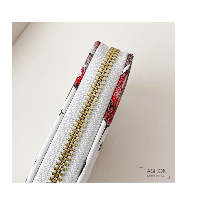 2024 Korean Butterfly Print Clutch: Stylish Single-Zip Wallet for Women