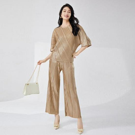 Pleated Skirt & Striped Long-Sleeve Top Two-Piece Set for Women - Spring Collection