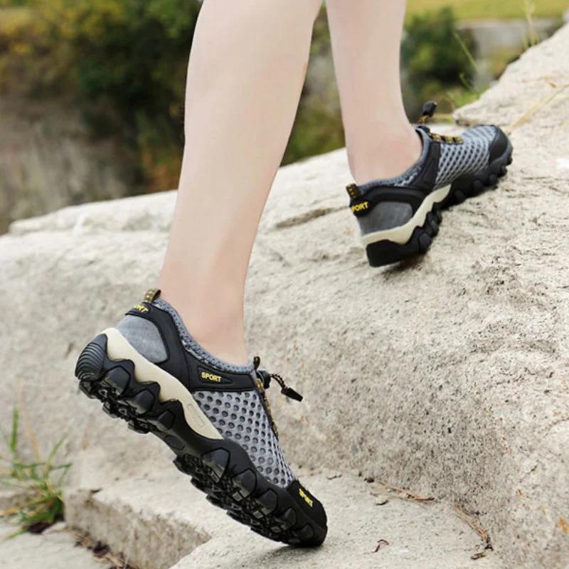 Men's Wading Shoes Summer Mesh Breathable Hiking Shoes Trendy Outdoor Beach Shoes for Men Thick Sole Non-slip Fishing Loafers