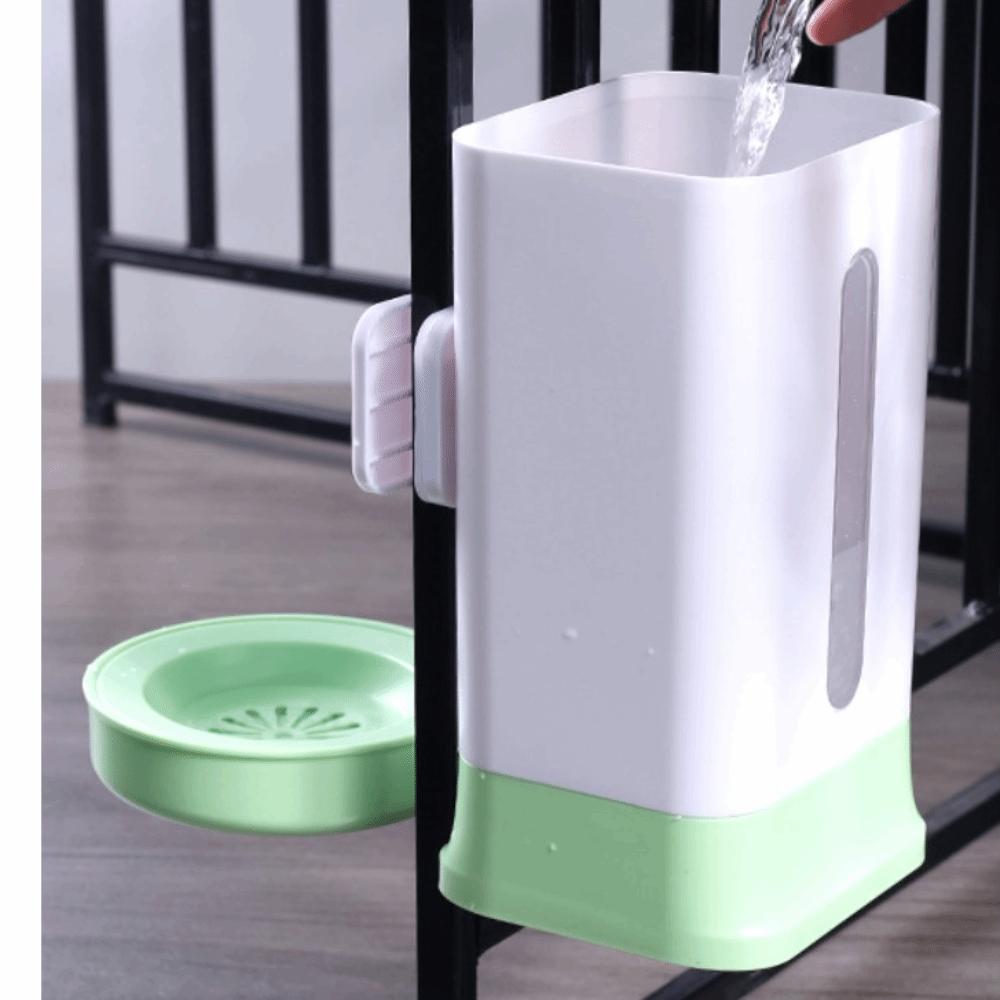 1.5L Dog Water Dispenser Large Capacity Automatic Pet Waterer Cage Hanging Water Bottle Dog Cage светло-зеленый