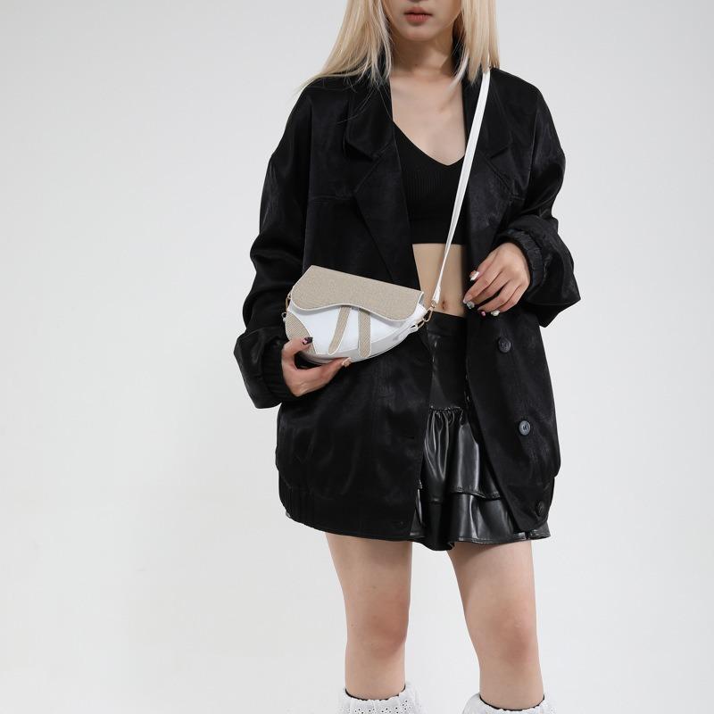 Fashion Trend Design Sense Niche Women's Bag Shoulder Messenger Bag Special-shaped Contrasting Color Splicing Saddle Bag