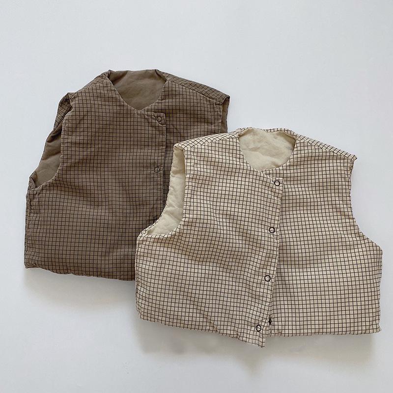 Korean-Style Kids' Autumn Cardigan: Trendy, Skin-Tone, Single-Breasted, Cotton Liner Vest, Hoodless Design