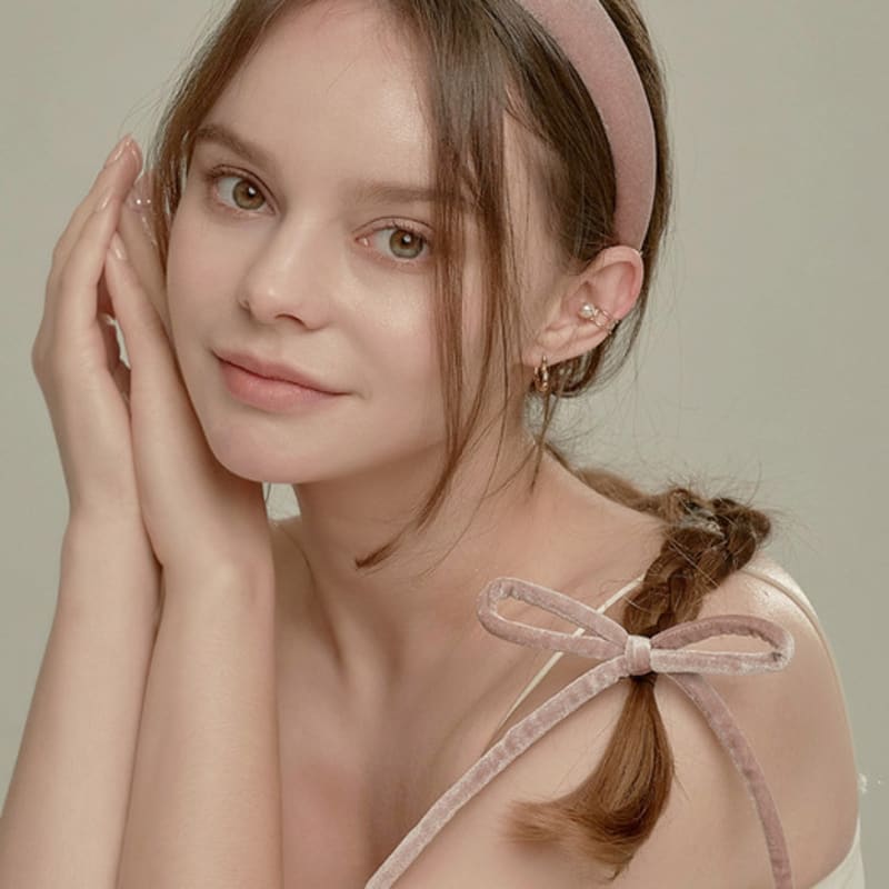 BESTY Slim Strap Hair Cuff