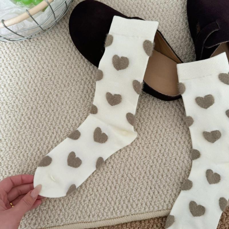 4 Pairs Womens Casual Crew Socks Elastic Fit Flocking Heart Pattern Soft Nylon Fabric Calf Socks for Comfort and Fashion