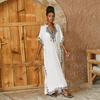 EDOLYNSA Vestido playero bohemio blanco con cuello de pico para mujer, Túnica larga, caftán Sexy, ropa de playa de talla grande, traje de baño Q1545 2024