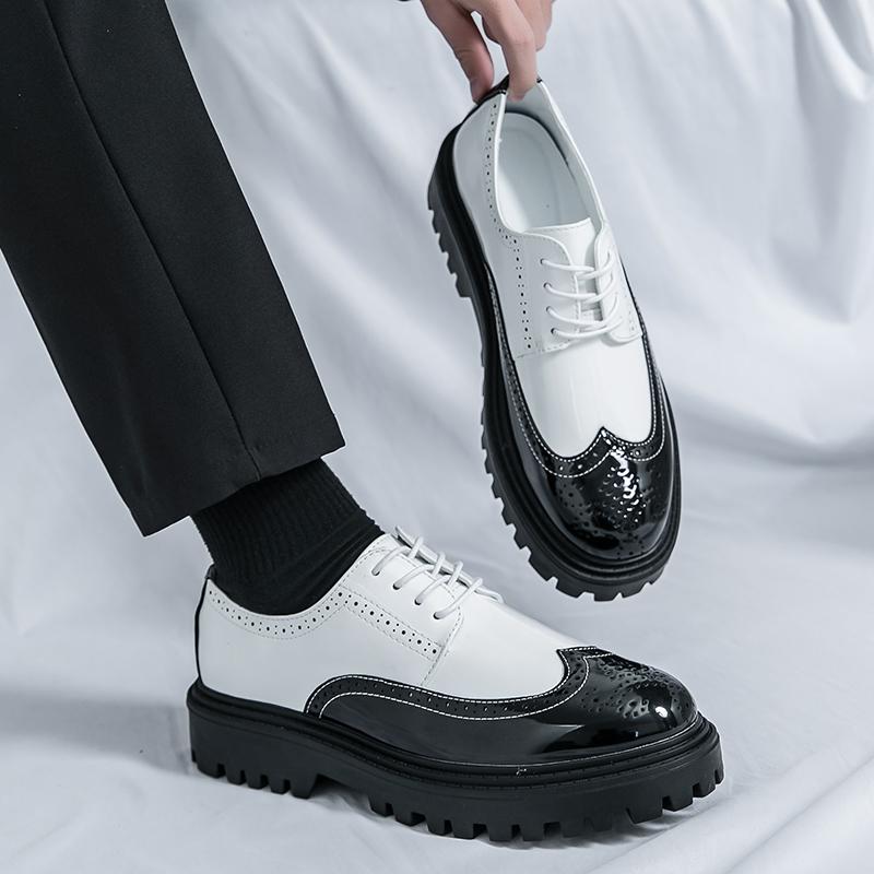 Casual men's leather shoes classics Brogue Style design parties and street Black and white minimalist shoes New Hot