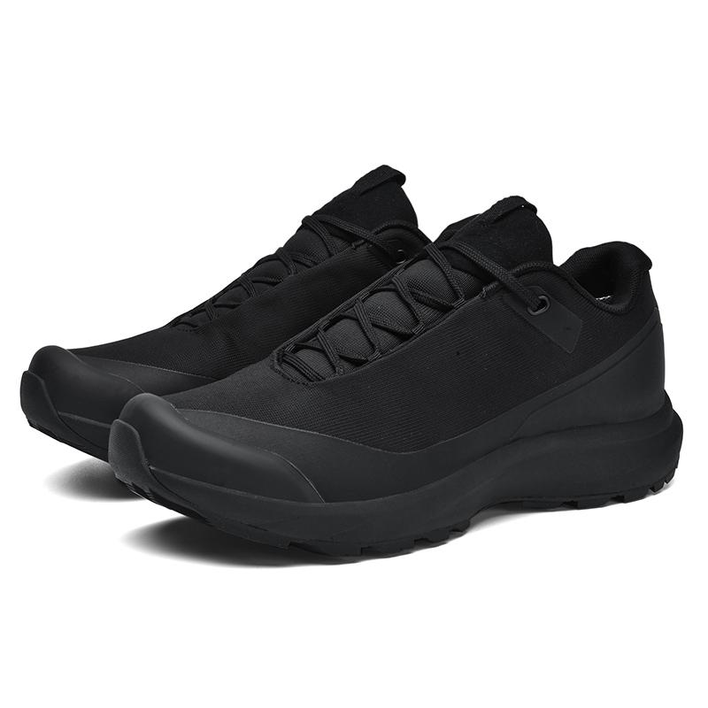 

Waterproof Hiking Shoes Men s Sports Shoes Breathable Climbing Trekking Sneakers for Men New Outdoor Safety Work Man Ankle Boots 39