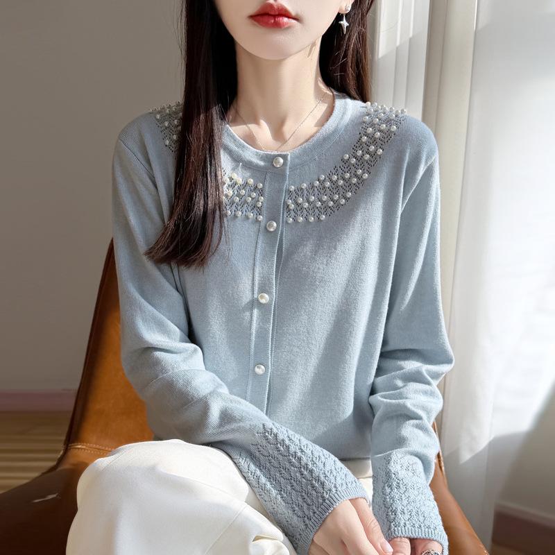 Women's Wool Beaded Round Neck Knit Cardigan Sweater - Fashionable Hollow Out Design