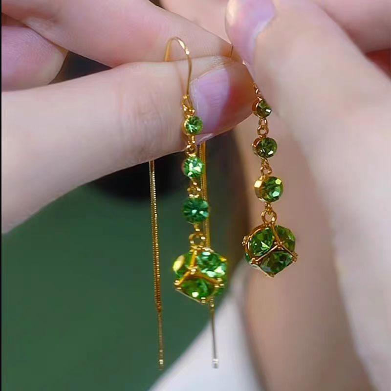 Light luxury retro green diamond ball zircon fringed earrings femininity thin face crystal long earline earrings earrings зелёный