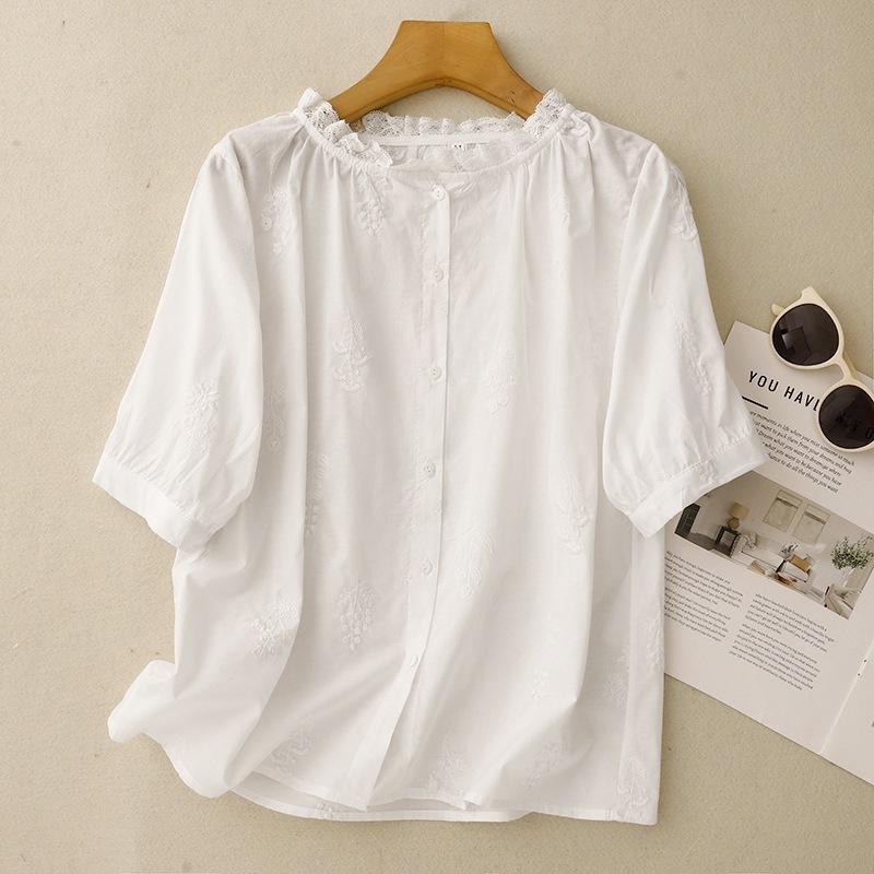 

2025 летняя новая маленькая свежая вышитая рубашка из хлопка и льна женская кружевная воротничок рукав пять четвертей однотонный кардиган топ M белый