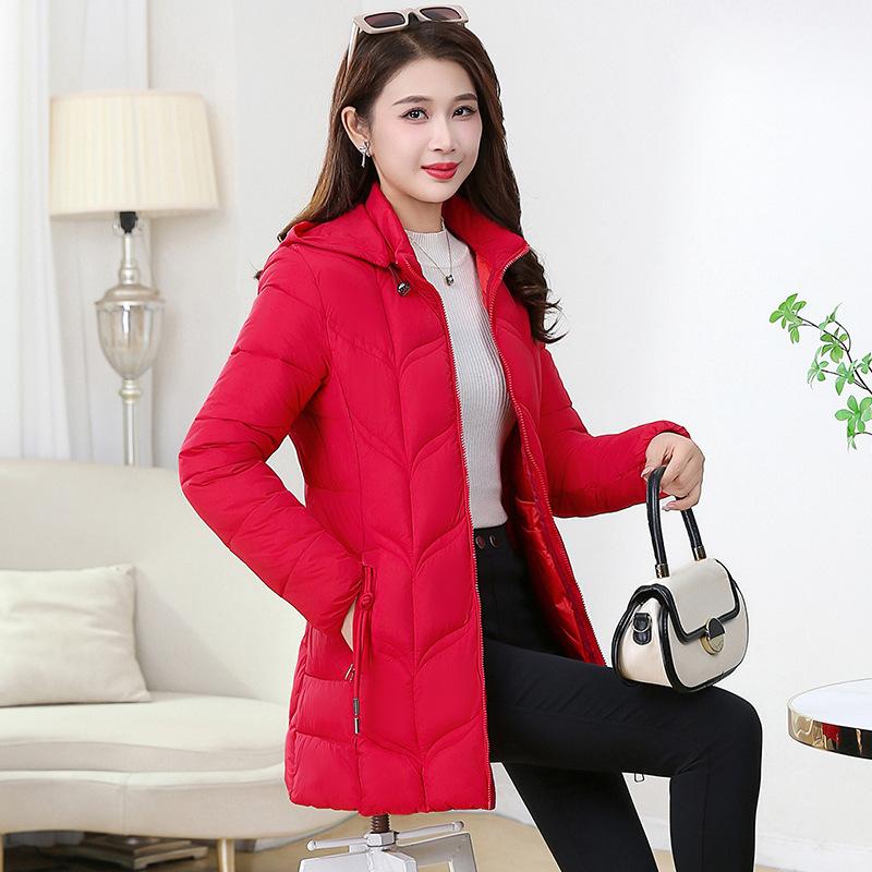 Women's Long, Stylish, and Slimming Winter Coat – Warm and Fashionable, with Extra Padding for Added Warmth.