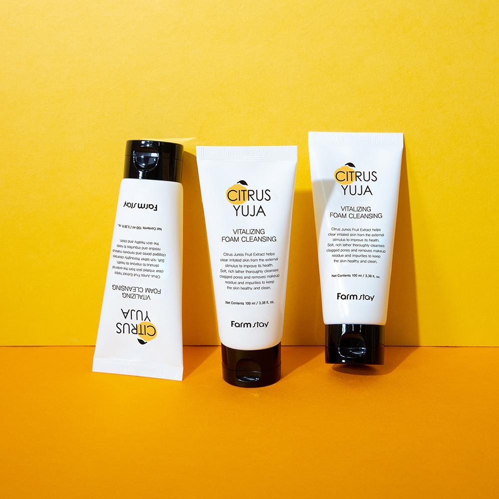 Farm Stay Citrus Yuzu Vitalizing Foam Cleansing