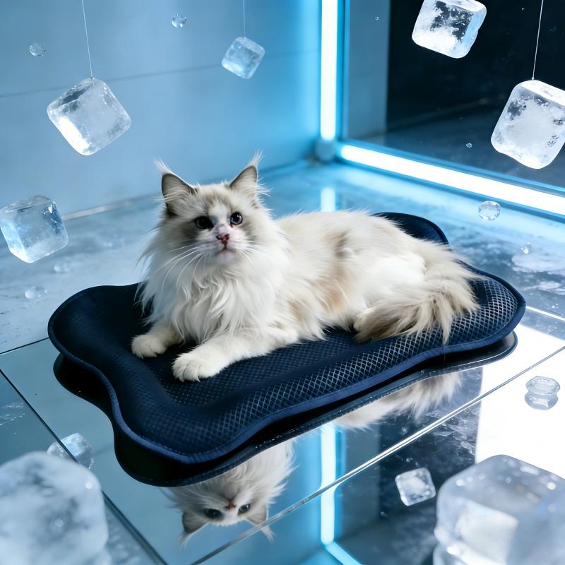 Pet Cooling Mat: Summer Ice Mat for Dogs & Cats, Breathable and Refreshing
