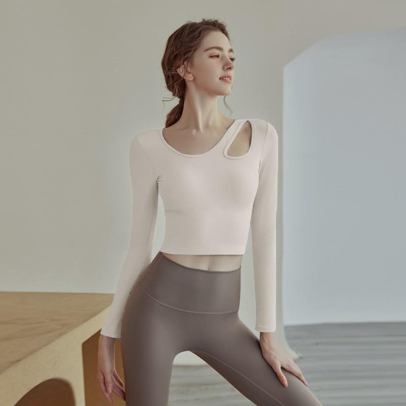 

Women s Quick-Dry Long Sleeve Yoga & Pilates T-Shirt with Chest Pad XL