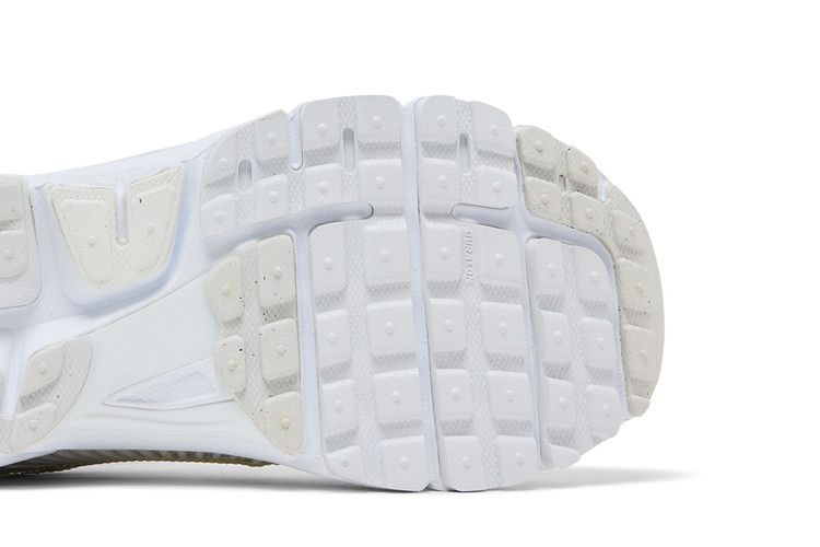 Nike Zoom Vomero 5 Triple White (Da donna)