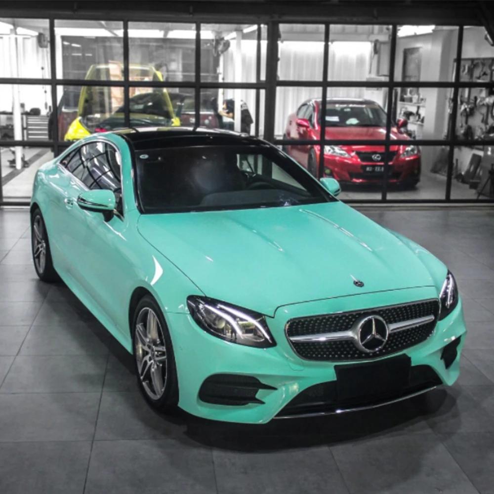 Glossy PET Tiffan y Blue Car Vinyl Car Wrapping Film Decal With Air Release Technology Auto Body Styling Decoration Accessories