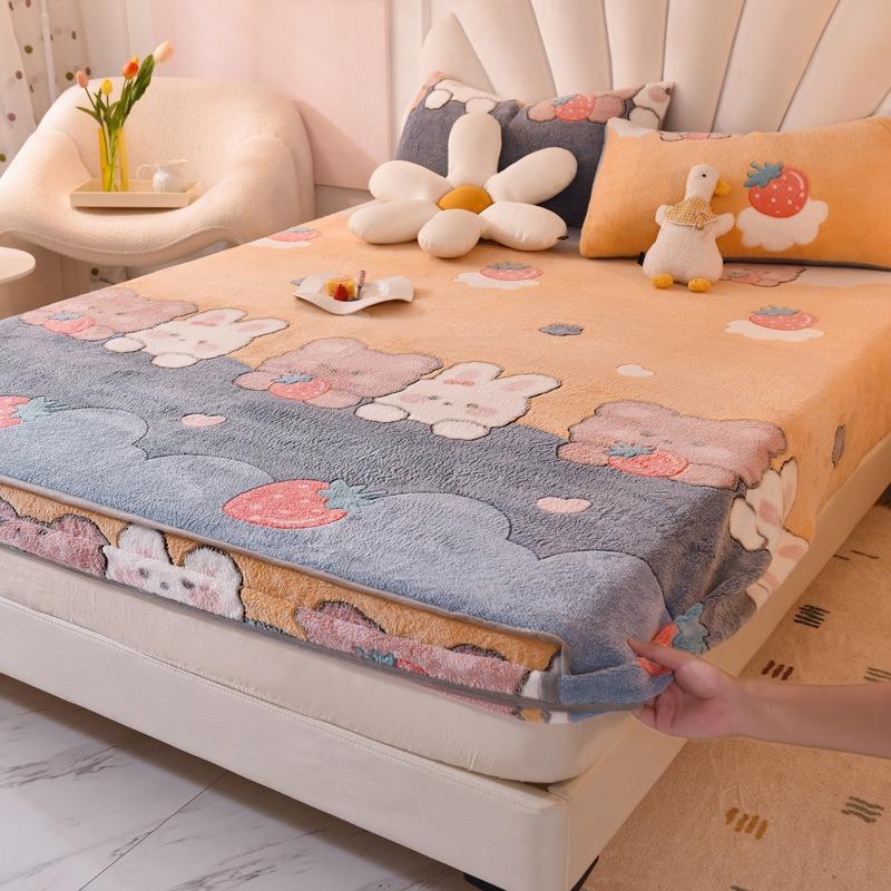 1 Pc Warm Coral Velvet Fitted Sheet Elastic Mattress Cover Fluffy Coral Fleece Bed Sheet Winter Warm and Cosy Plush Fitted Sheet