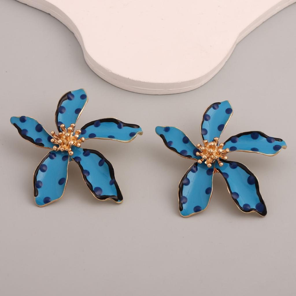 Charming Elegant Exaggerated Black and White Polka Dots Flower Stud Earrings Women's Summer Sweet Earrings Holiday Party Jewelry