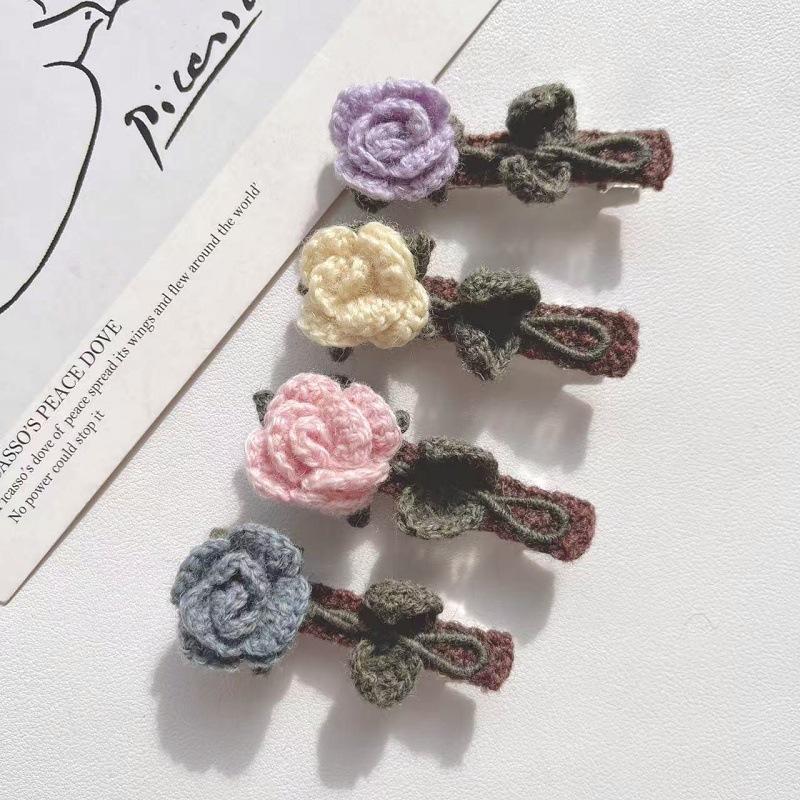 Korean Handmade Crochet Flower Hair Clip Sweet Knitted Side Clip Cute Girl Headwear for Women Gift