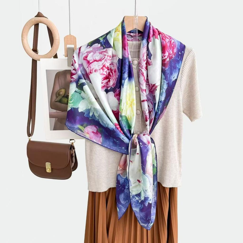 New fashion 111 mulberry silk silk scarf, women's Spring Festival gift for elders to keep warm 111 silk collection