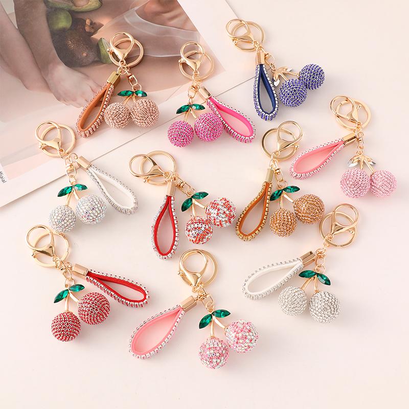 2025 New Cherry KeyChain Claw Chain Craft Full Crystal Rhinestone Women's Luxury Bags Pendant Souvenir Gifts for Family Friend
