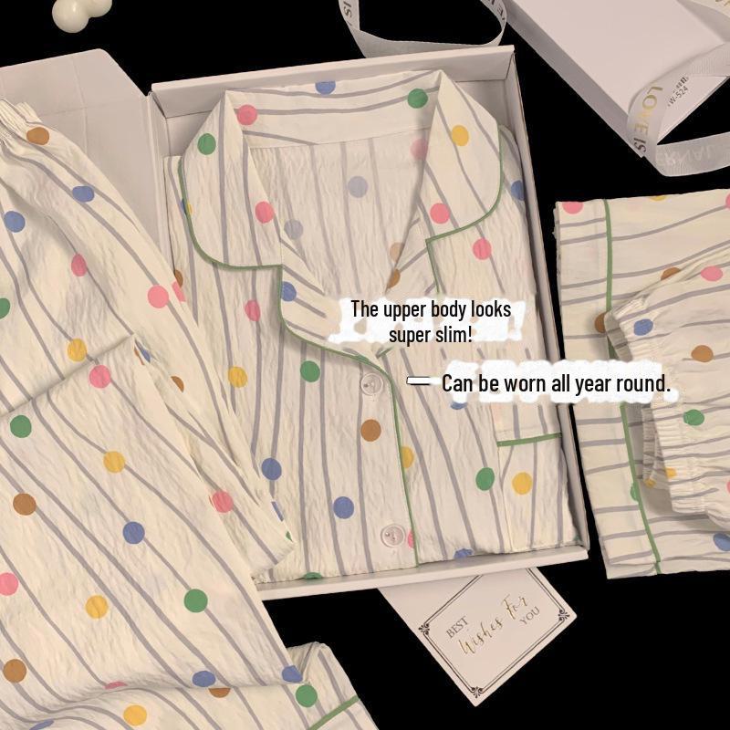 Sommerlicher Pyjama aus Baumwolle mit Blumenmuster: Dreiteiliges Kurzarm-Set im japanischen Stil für Damen – süße Homewear im Stil der Internet-Prominenten.