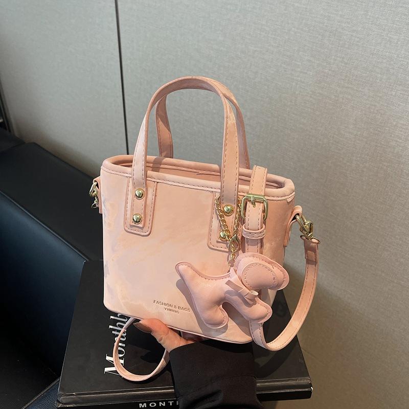 Fashion Versatile Bag Women's New Messenger Bag Commuter Shoulder Bag