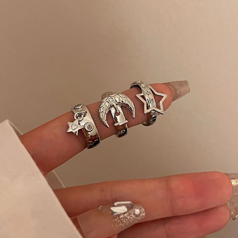 Y2K Style Crystal Pentagonal Star Ring for Women Romantic Moon Hollowed Out Star Personality Metal Finger Rings Fashion Jewelry