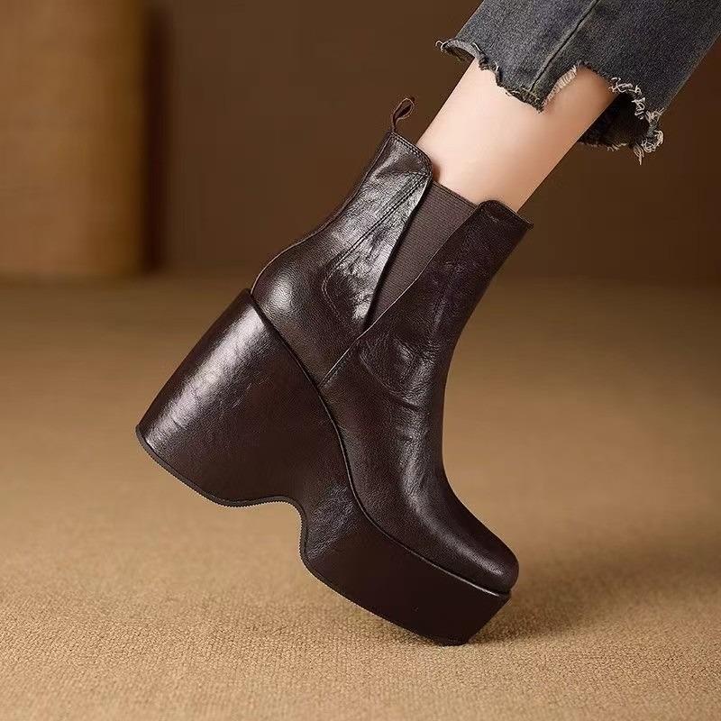 Fashion Ladies Shoes 2025 Ankle Slip-on Women's Boots Fashion Round Toe Modern Boots Women New Best Seller Thick Bottom Shoes for Women
