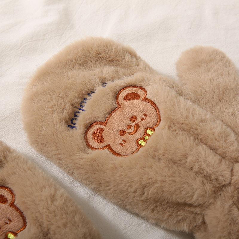 Casual Style Cartoon Bear Mitten Soft Comfortable Thickened Windproof and Cold Proof Plush Gloves Suitable for Outdoor Sports