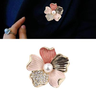 Beautiful Flower Enamel Accessory Alloy Badge Fashion Brooch Clothing Jewelry Suitable for Gifting or Own Collection