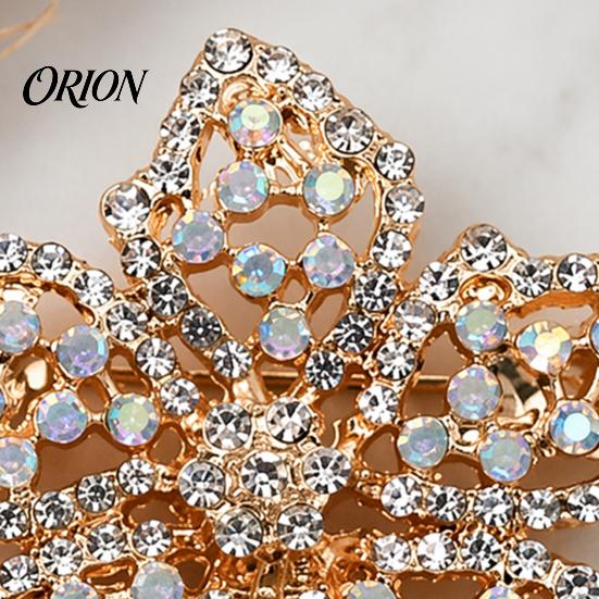Secure Clasp Brooch Maple Leaf Brooch, 3D Hollow Design Lapel Pin with Women Rhinestones, Anti-exposure Electroplating Badge for Coats Shirts