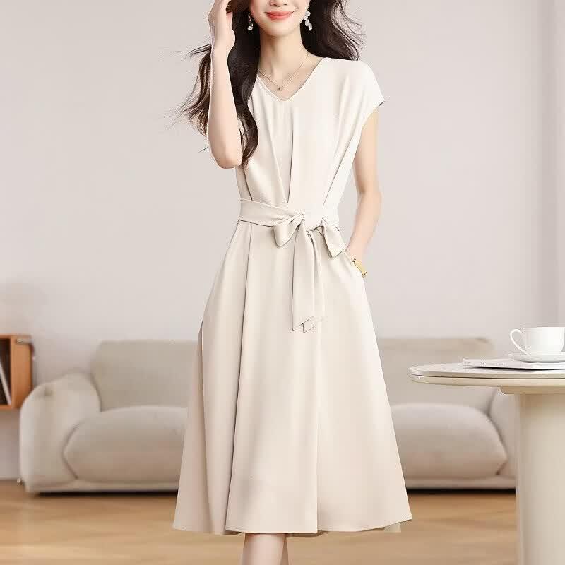 La Chapelle Elegant V-Neck A-Line Midi Dress