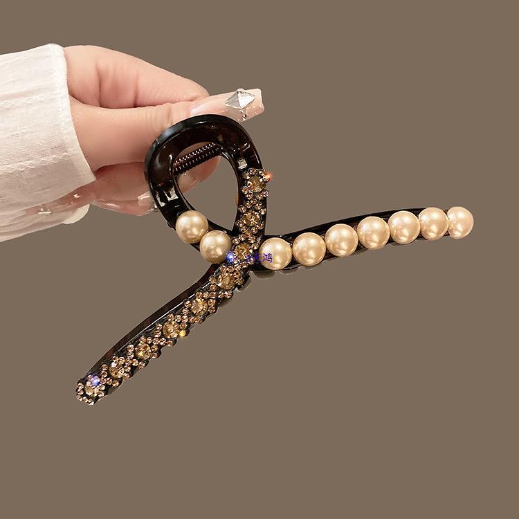 2024 Koreanische Perlen Strass Haarklammer: Luxuriöses glitzerndes Haaraccessoire