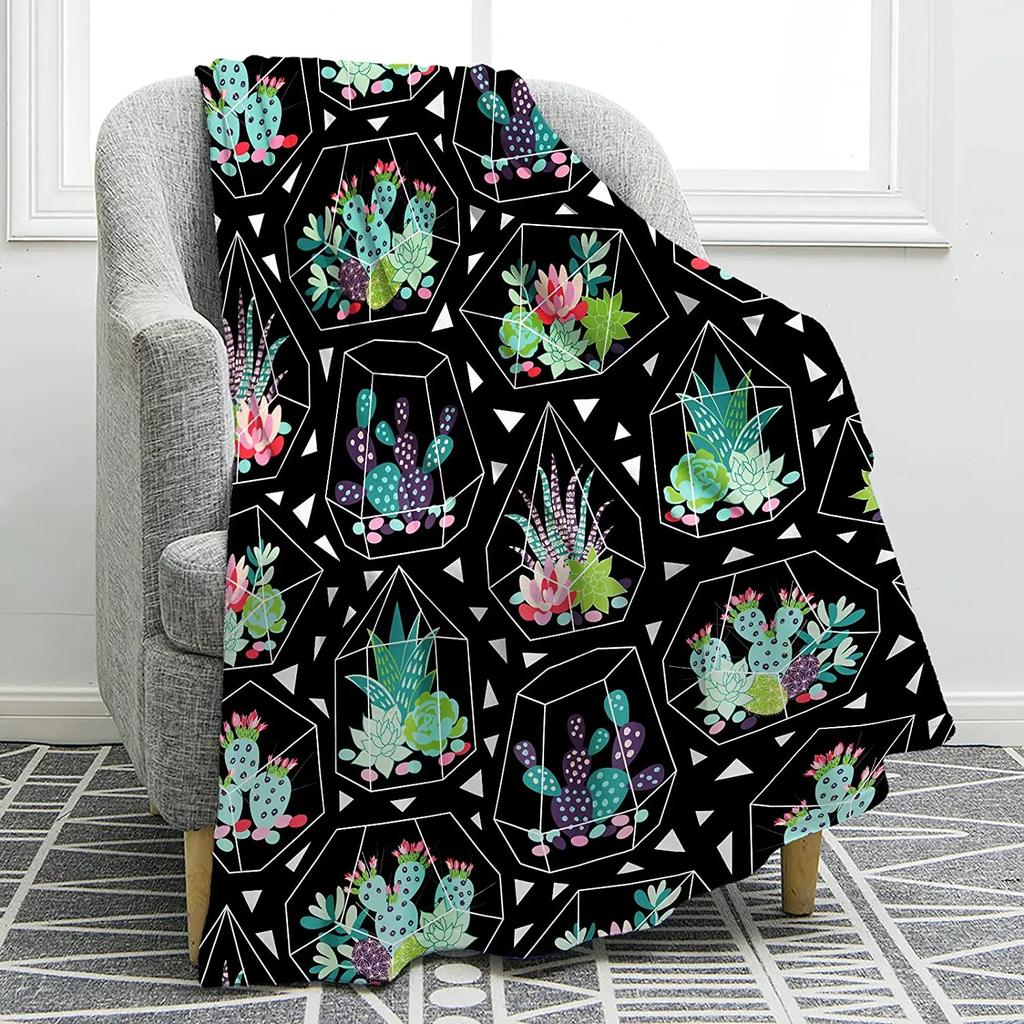 Cactus Flower Summer Flannel Throw Blanket, Colorful Lightweight Flannel Cozy Warm Suit for Couch Gift for Cactus Plant Lover