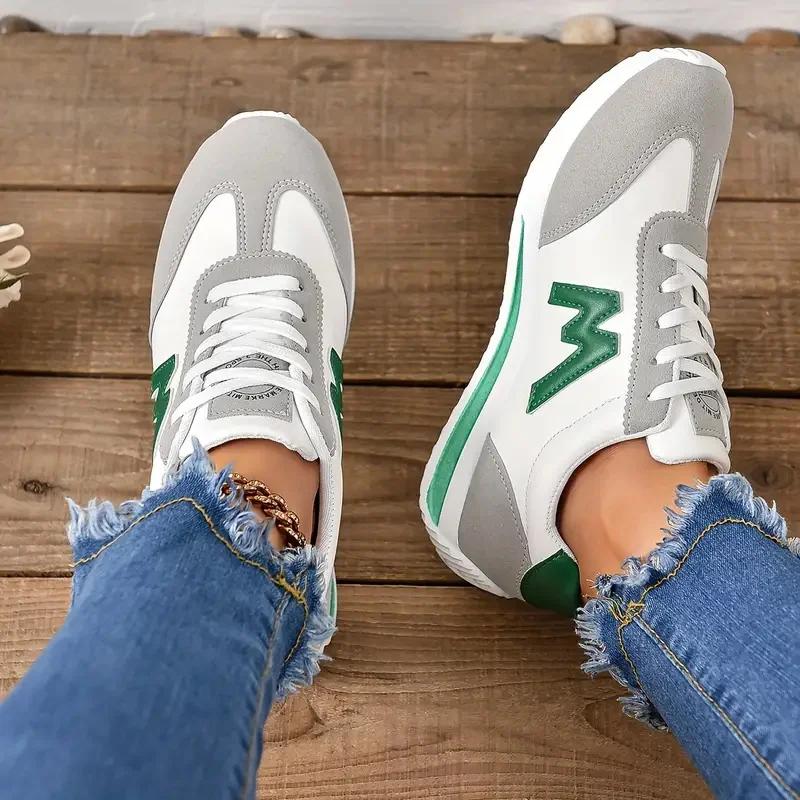 New Women Sneakers Round Head Deep Mouth Light Sneakers Breathable Cross Lace Casual Sneakers Shoes for Women  De Mujer