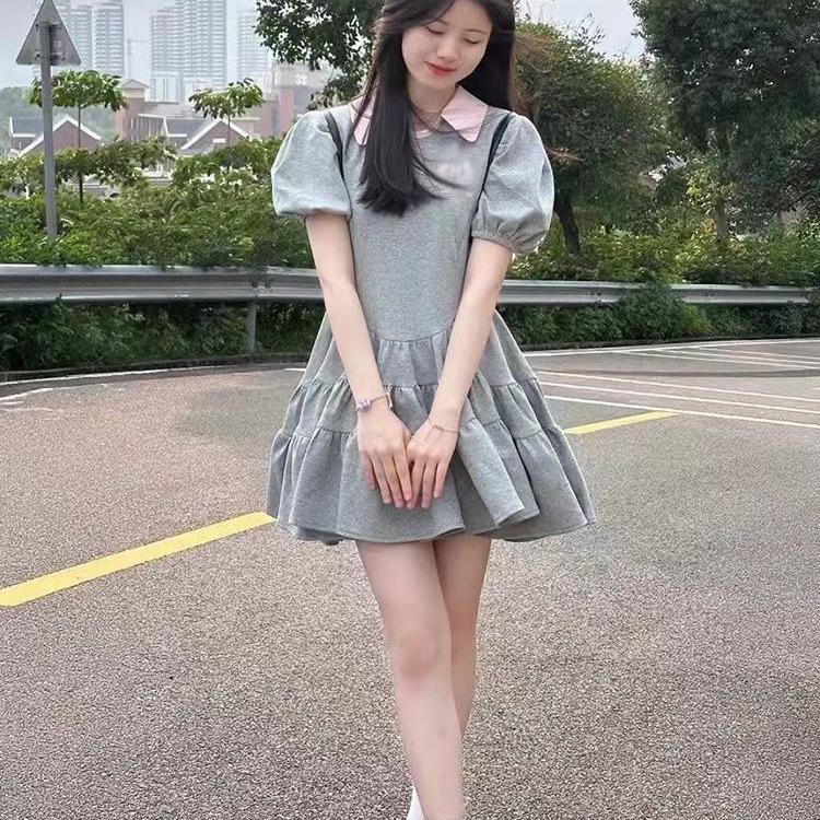 Abito estivo grigio stile college 2026, ragazza piccante - Gonna a palloncino, Design di nicchia Principessa