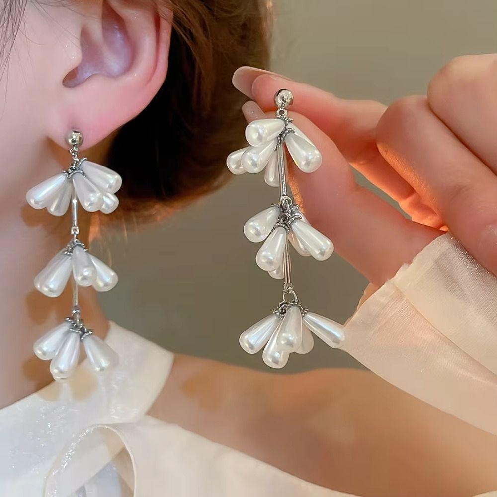 Elegant Water Drop Earrings Jewelry Imitation Pearl Earrings Flower Beaded Tassel Earrings  Women
