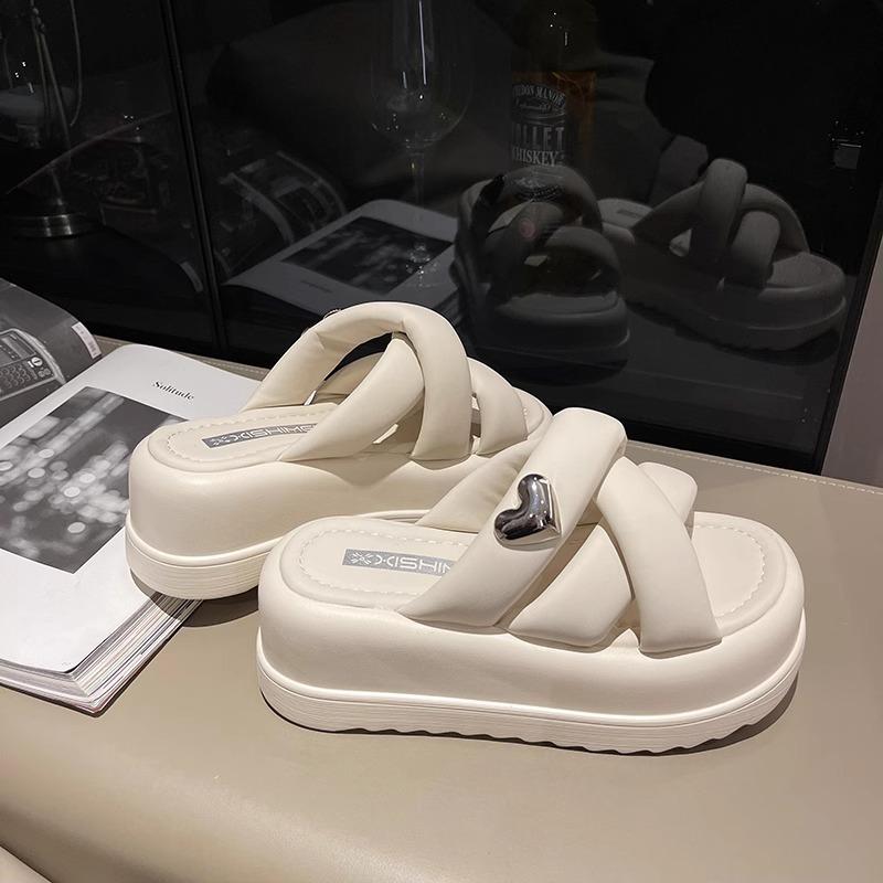Cool Slippers Female Summer Wear 2025 New Fairy Style with Skirt Platform Beach Sandals Fashion Pregnant Women One-word