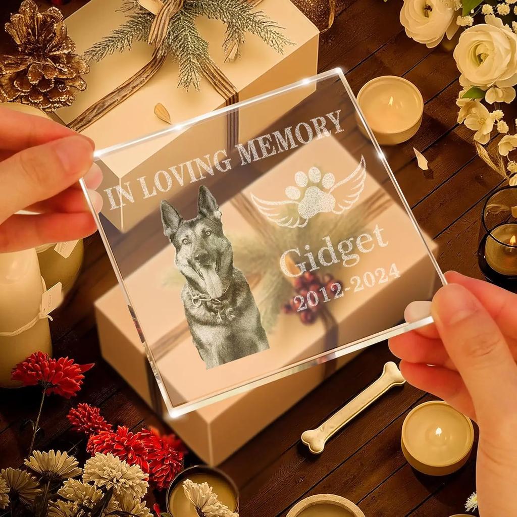 Custom Pet Photo Engraved Acrylic Keepsake Dog Cat Memorial Gifts for Loss of Pet Pet Loss Sympathy Comfort Gift Tangible Memory