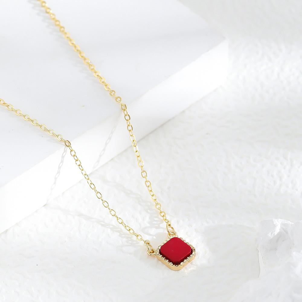 Minimalist Square Chic Pendant Necklace For Women Versatile Jewelry Fashion