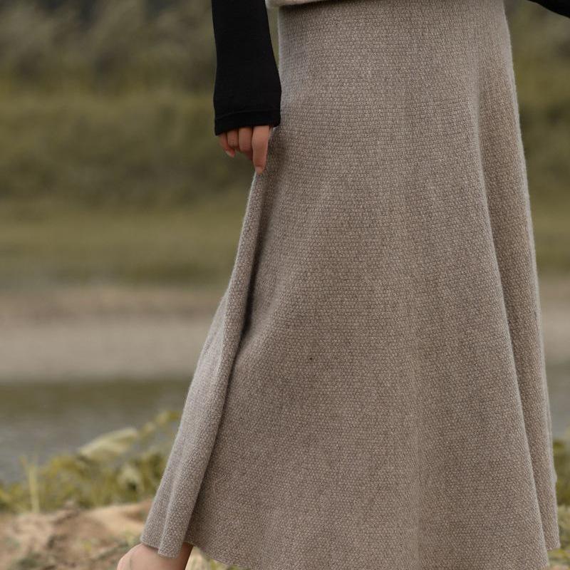 Women's High-Waist Mid-Length Wool Pleated A-Line Skirt for Autumn/Winter